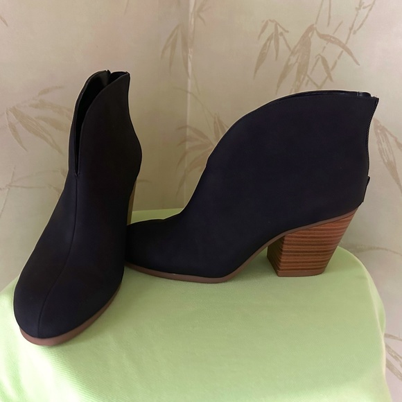 AEROSOLES BOOTIES A2 HEELREST: NEW W/OUT BOX  BLACK  SIZE:9 - Picture 2 of 10